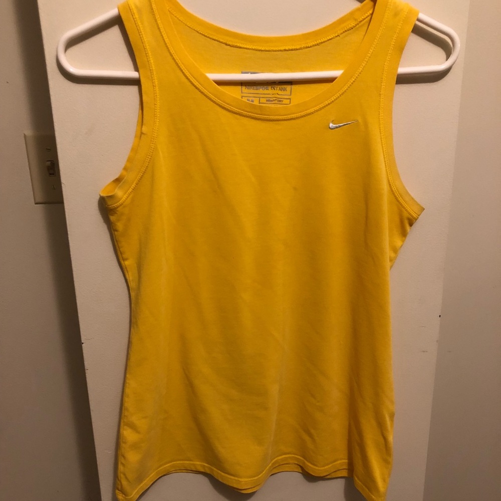 Nike Sportstank size medium